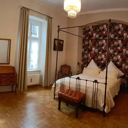 Historischer Winzerverein Boutique 3* Senheim
